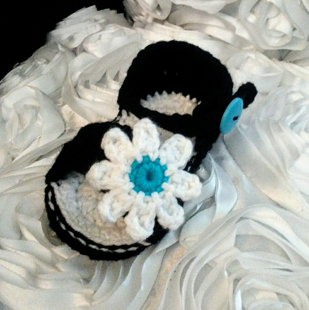 Handmade crochet baby sandals